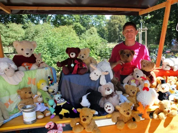 Outdoor-Flohmarkt, Foto: Kinderhospiz Bärenherz