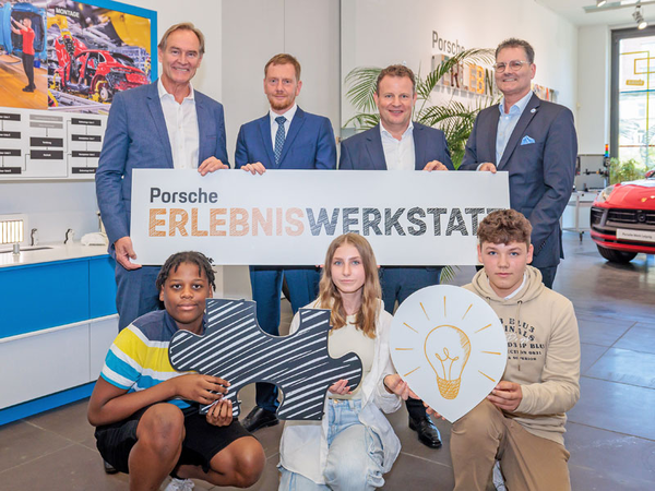 Eröffnung der „Porsche Erlebniswerkstatt“ im Beisein von Sachsens Ministerpräsidenten Michael Kretschmer und Leipzigs Oberbürgermeister Burkhard Jung, Foto: Porsche AG