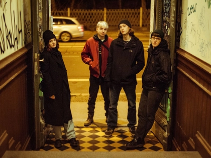 Jugendtheaterprojekt der Cammerspiele Leipzig und der Werk 2-Kulturfabrik: Uraufführung von “Scherbenhelden” Jugendtheaterprojekt der Cammerspiele Leipzig und der Werk 2-Kulturfabrik: Uraufführung von “Scherbenhelden”