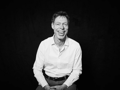 Kult-Comedian Martin „Maddin“ Schneider gastiert im Central Kabarett