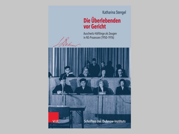 Katharina Stengel: Die Überlebenden vor Gericht. Auschwitz-Häftlinge als Zeugen in NS-Prozessen (1950–1976), Göttingen: Vandenhoeck & Ruprecht, 2022, 2., durchges. Aufl. 2023