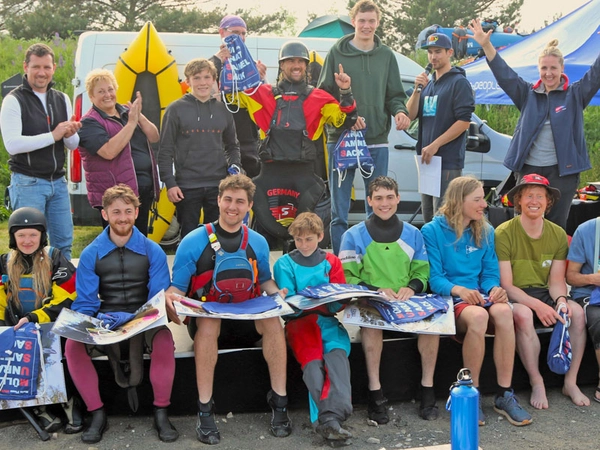 Siegerehrung zum Kenterrollen-Wettbewerb „XXL-Roll-On“, Foto: Falk Bruder