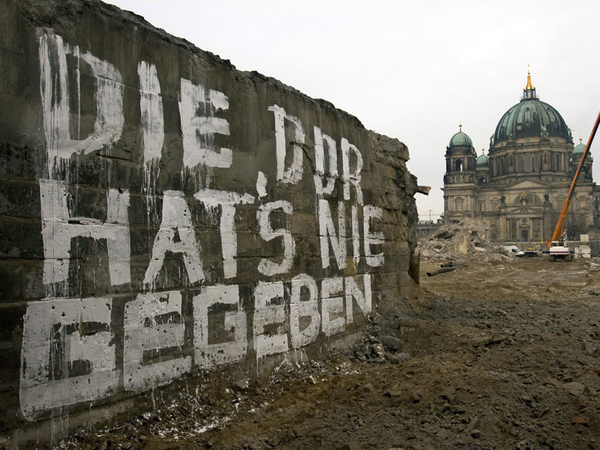 Ausstellung: Aufarbeitung. Die DDR in der Erinnerungskultur, Foto: picture alliance / dpa / Arno Burgi