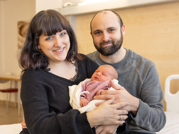 Das Neujahrsbaby 2023 am UKL heißt Marlene Cosima Walter und kam um 2.10 Uhr in der Silvesternacht auf die Welt. Foto: UKL/Stefan Straube