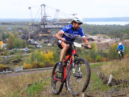 Crossiges Saison-Finale beim Sparkassen-Bike & Run und Sparkassen-NightCrossRun im Leipziger Neuseenland
