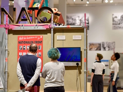 Sonderausstellung »Zwischen Aufbruch und Abwicklung. Die 90er in Leipzig« im Stadtgeschichtlichen Museum