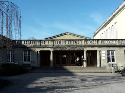 Sportwissenschaftliche Fakultät der Universität Leipzig feiert 25. Gründungsjubiläum Sportwissenschaftliche Fakultät der Universität Leipzig feiert 25. Gründungsjubiläum