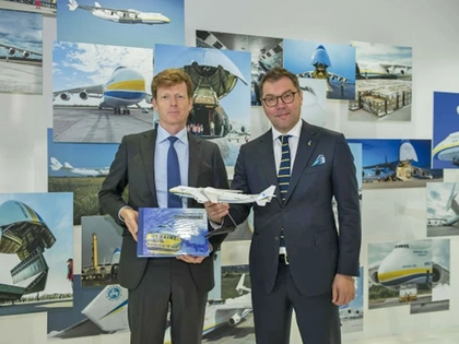 Ausstellung „Light and Shadow. The Antonov Story“ am Flughafen Leipzig/Halle offiziell eröffnet