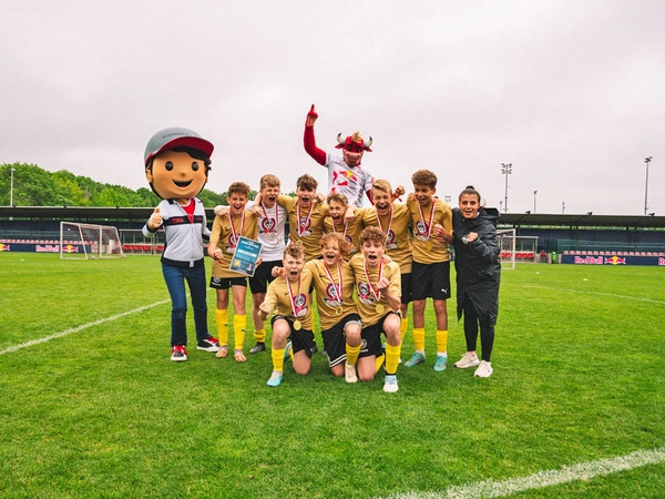 Leipziger Viertelfinale 2023: Gewinnermannschaft "Gelbe Socken" (U14), Foto: Porsche AG - Leipzig