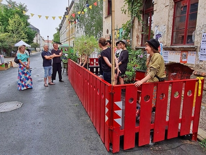 Park(ing) Day mit Programm auf der Kulturinsel vorm Westflügel Leipzig