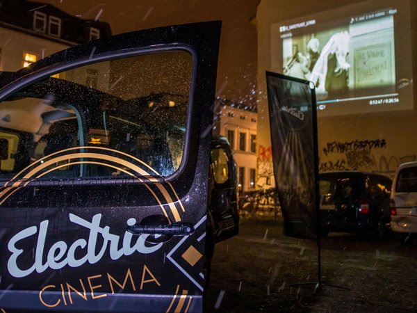 ELECTRIC CINEMA: Mobiles Kino on the Road in Leipzig und Umgebung, Foto: News5 / Grube