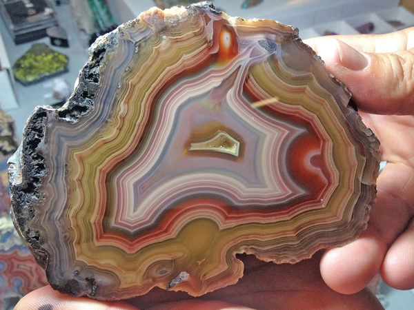 Achat aus China, Foto: Mineralogie Geologie Leipzig