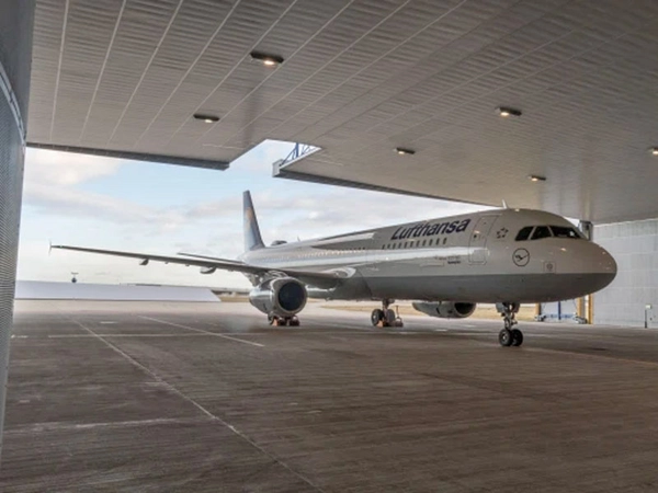 Triebwerksprobelaufhalle am Flughafen Leipzig/Halle, Foto: Mitteldeutsche Flughafen AG