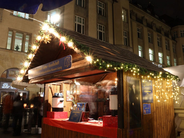 20 Jahre Lotterbude auf dem Leipziger Weihnachtsmarkt, Foto: Hieronymus-Lotter-Gesellschaft