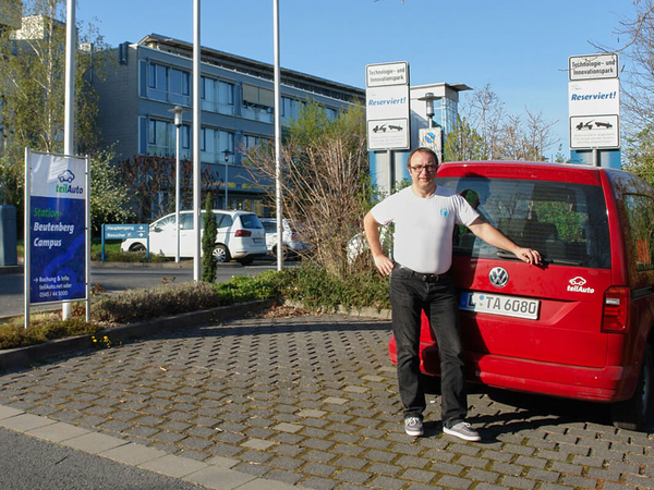 Stationspate Fagus Pauly an der teilAuto-Station Campus Beutenberg in Jena, Foto: cellulart.tv