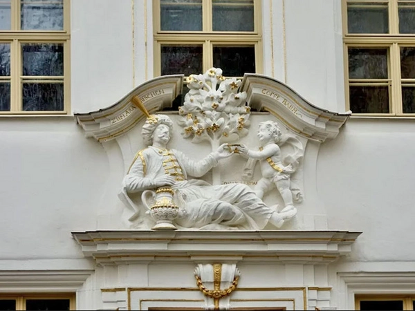 Zum Arabischen Coffe Baum: Portalrelief, Foto: Stadt Leipzig