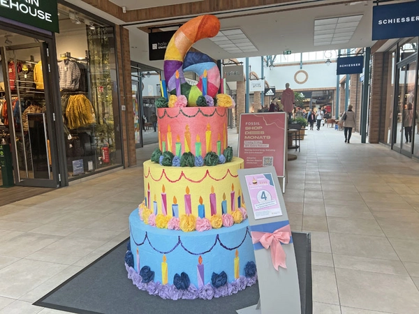 Die meisten Stimmen der Outlet-Besucher erhielt die Torte der Grundschule Sandersdorf. Foto: Halle Leipzig The Style Outlets