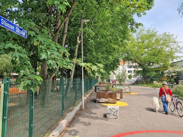 Stünzer Straße: verkehrsberuhigter Bereich, Foto: Stadt Leipzig / NT