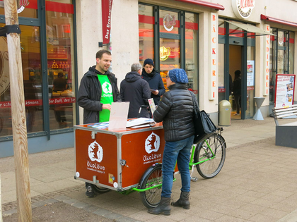 ÖKOLÖWE: 365-Euro-Jahresticket findet weiterhin großen Anklang
