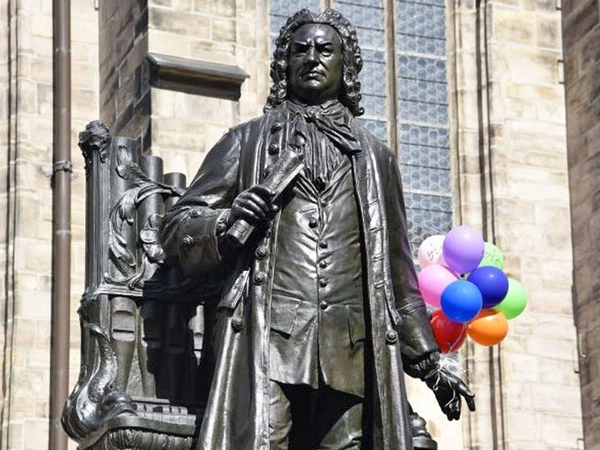 Bachdenkmal, Foto: Maren Glockner