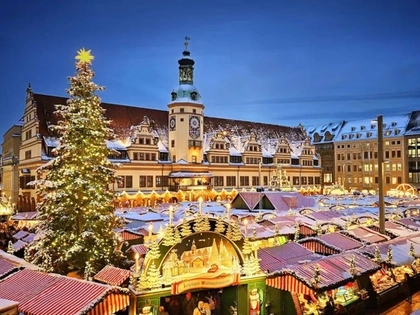 Leipziger Weihnachtsmarkt 2025 eröffnet mit Blockhaus und Lesewerkstatt