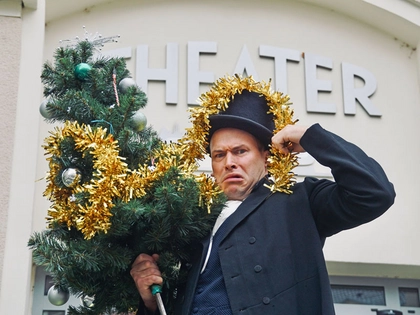 Charles Dickens’ Weihnachtsklassiker feiert am TdJW in Leipzig Premiere