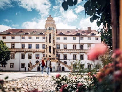 Torgau macht die S4 zum Kulturzug: Einsteigen in Leipzig, ankommen in einer der schönsten historischen Kleistädte Sachsens