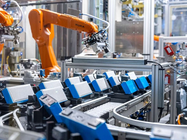 Fertigungslinie für Batteriemodule, Foto: BMW Group Werk Leipzig