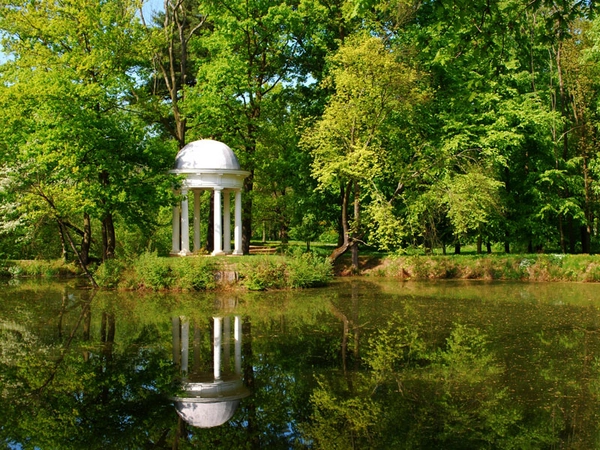 Auwald in Leipzig: Diana-Tempel im Schlosspark Lützschena, Foto: Andreas Schmidt