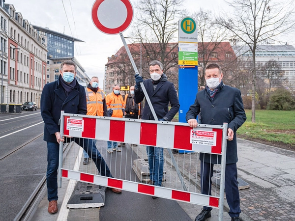 Verkehrsfreigabe nach der Sanierung: Rosa-Luxemburg-Straße, Foto: Leipziger-Gruppe
