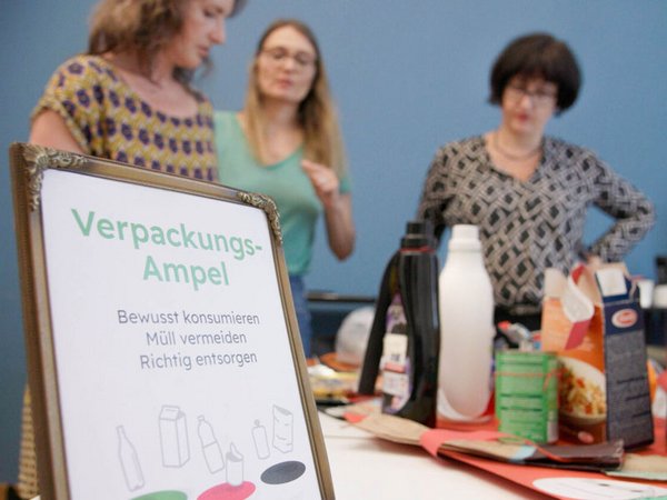 Workshop: Welche Verpackungen sind recyclebar? Die Verpackungsampel der AG Abfall, Foto: Stadtreinigung Leipzig
