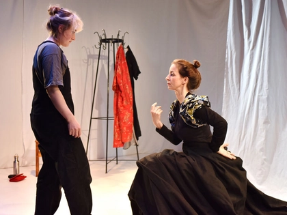 Live-Premiere von "Elsa Asenijeff - Under the Influence" in der naTo Leipzig