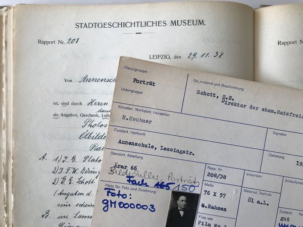 Rapportbuch: Karteikarte, Foto: Stadtgeschichtiches Museum Leipzig