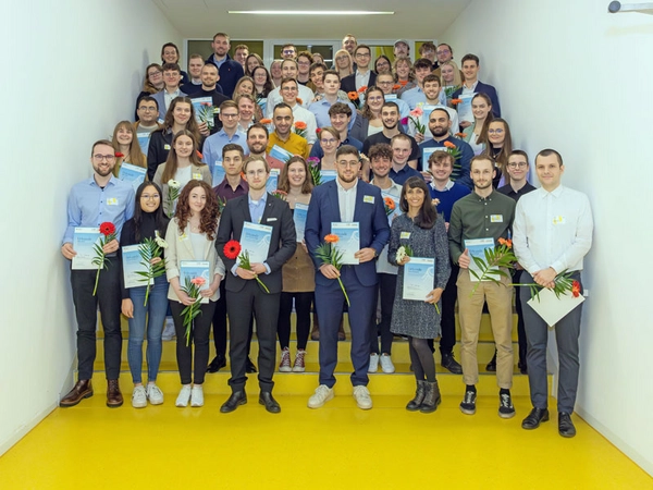 Die Stipendiatinnen und Stipendiaten 2023, Foto: Swen Reichhold / HTWK Leipzig