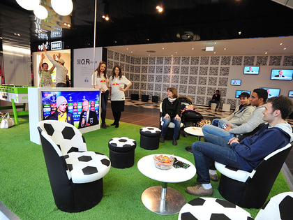 Kicker Lounge in den Höfen am Brühl jetzt mit SKY Sportpaket