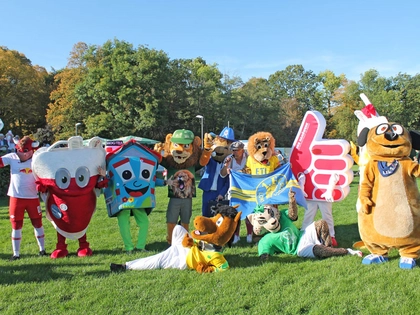 Großes Saisonfinale im Leipziger Scheibenholz: Volle Felder, Kinderland und das beliebte Maskottchenrennen