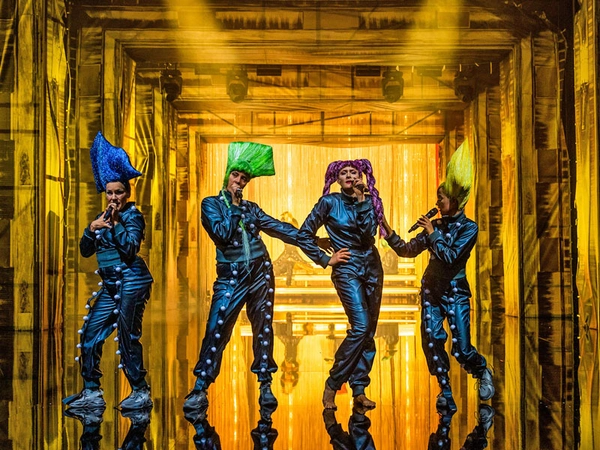 Schauspiel Leipzig: LUNA LUNA, Foto: Rolf Arnold