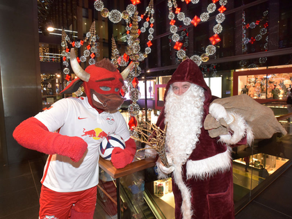 Weihnachtlicher Zauber mit RB Leipzig in den Höfen am Brühl