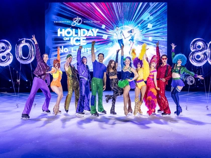 HOLIDAY ON ICE - Stargast Vanessa Mai in neuer Show "No Limits" in Leipzig