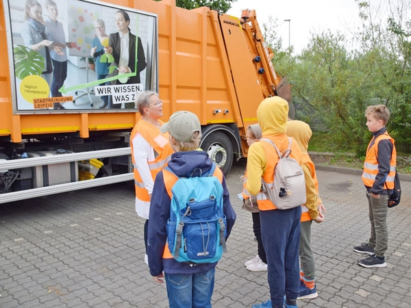 Führung auf dem Betriebsgelände, Foto: Stadtreinigung Leipzig