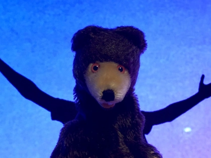 Premiere Regie: Bär im Westflügel Leipzig