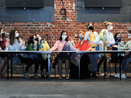 Jugendtheaterproduktion "Ist das das Ende? – Portrait eines Planeten" feiert Premiere im WERK 2 Leipzig Jugendtheaterproduktion "Ist das das Ende? – Portrait eines Planeten" feiert Premiere im WERK 2 Leipzig