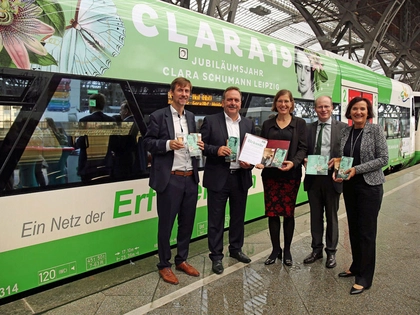 Feierliche Zugtaufe: Startschuss für den CLARA19-Zug der Erfurter Bahn anlässlich des Jubiläumsjahres für Clara Schumann in Leipzig