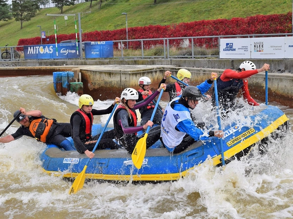  Siegers des MITGAS Schüler-Raftings 2021 (SportOberschule Leipzig), Foto: unikumarketing