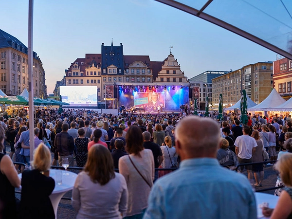 BachStage auf dem Leipziger Markt, Foto: Bachfest Leipzig / malzkornfoto.de