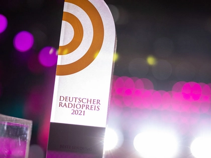 Journalismus-Studiengang der Universität Leipzig und detektor.fm gewinnen Deutschen Radiopreis Journalismus-Studiengang der Universität Leipzig und detektor.fm gewinnen Deutschen Radiopreis