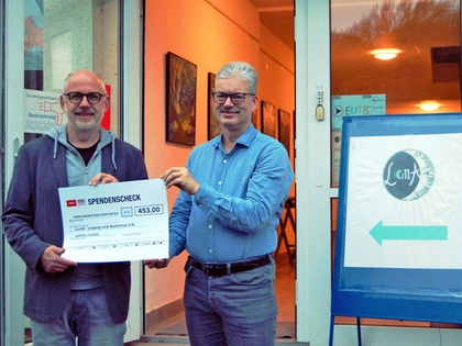 Spendenübergabe der WOCHENENDREBELLEN-Aktion und Filmplakatbörse für den Guten Zweck im Cineplex Leipzig