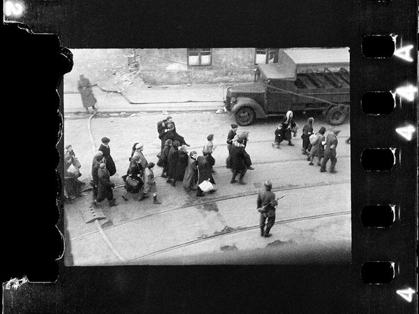Warschauer Ghetto, Foto: Leibniz-Institut für jüdische Geschichte und Kultur – Simon Dubnow