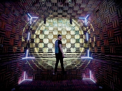 FUSION mit Harry Yeff: Das Experiment des Leipziger Balletts mit Stimme, KI und Tanz