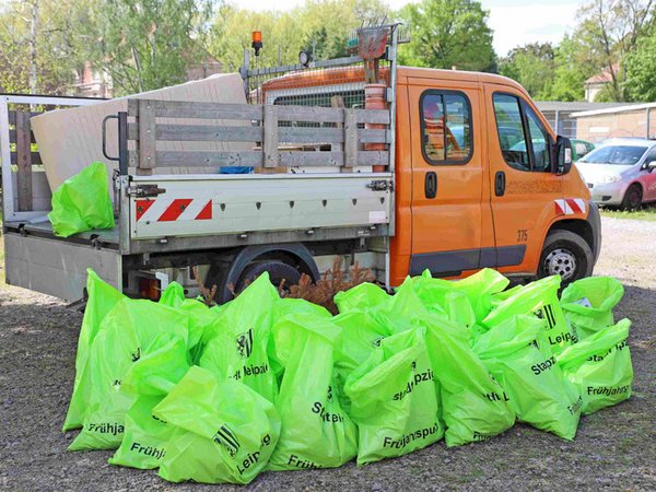 Über 100 m3 Abfall haben die Beteiligten beim Frühjahrsputz 2024 gesammelt. Foto: Stadtreinigung Leipzig